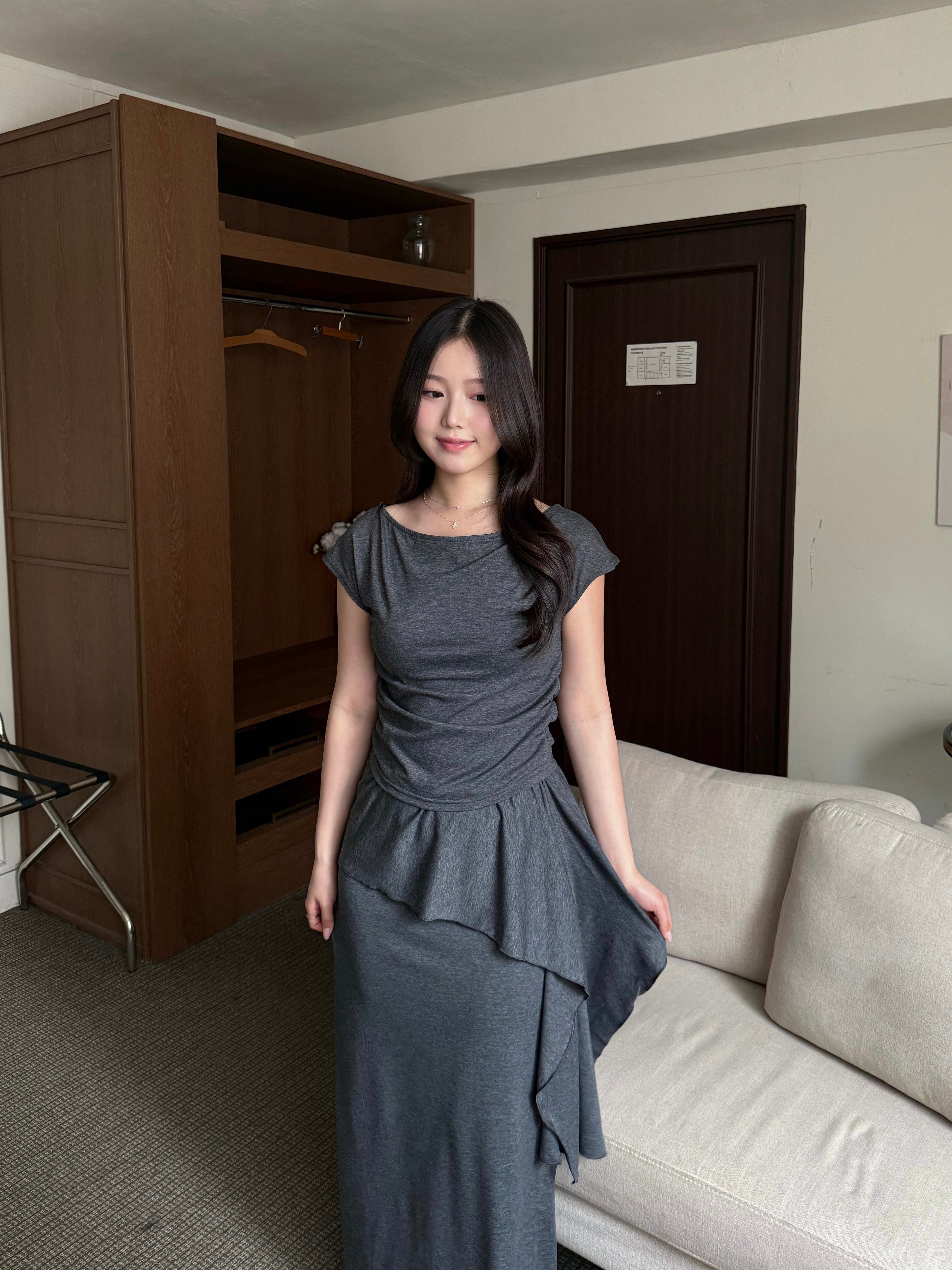 不規則抓皺垂墜短袖+長裙set	| Asymmetric Ruched Drape Set
