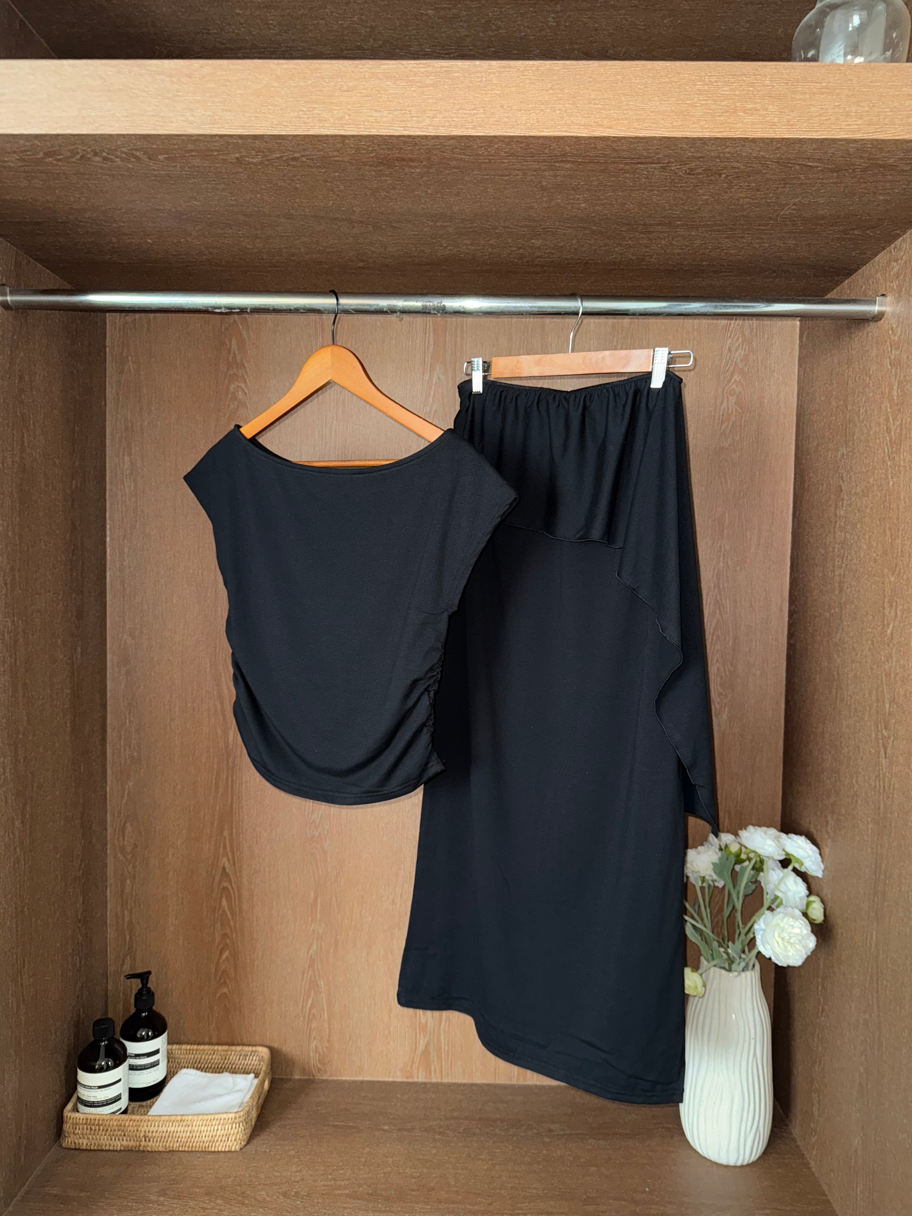 不規則抓皺垂墜短袖+長裙set	| Asymmetric Ruched Drape Set