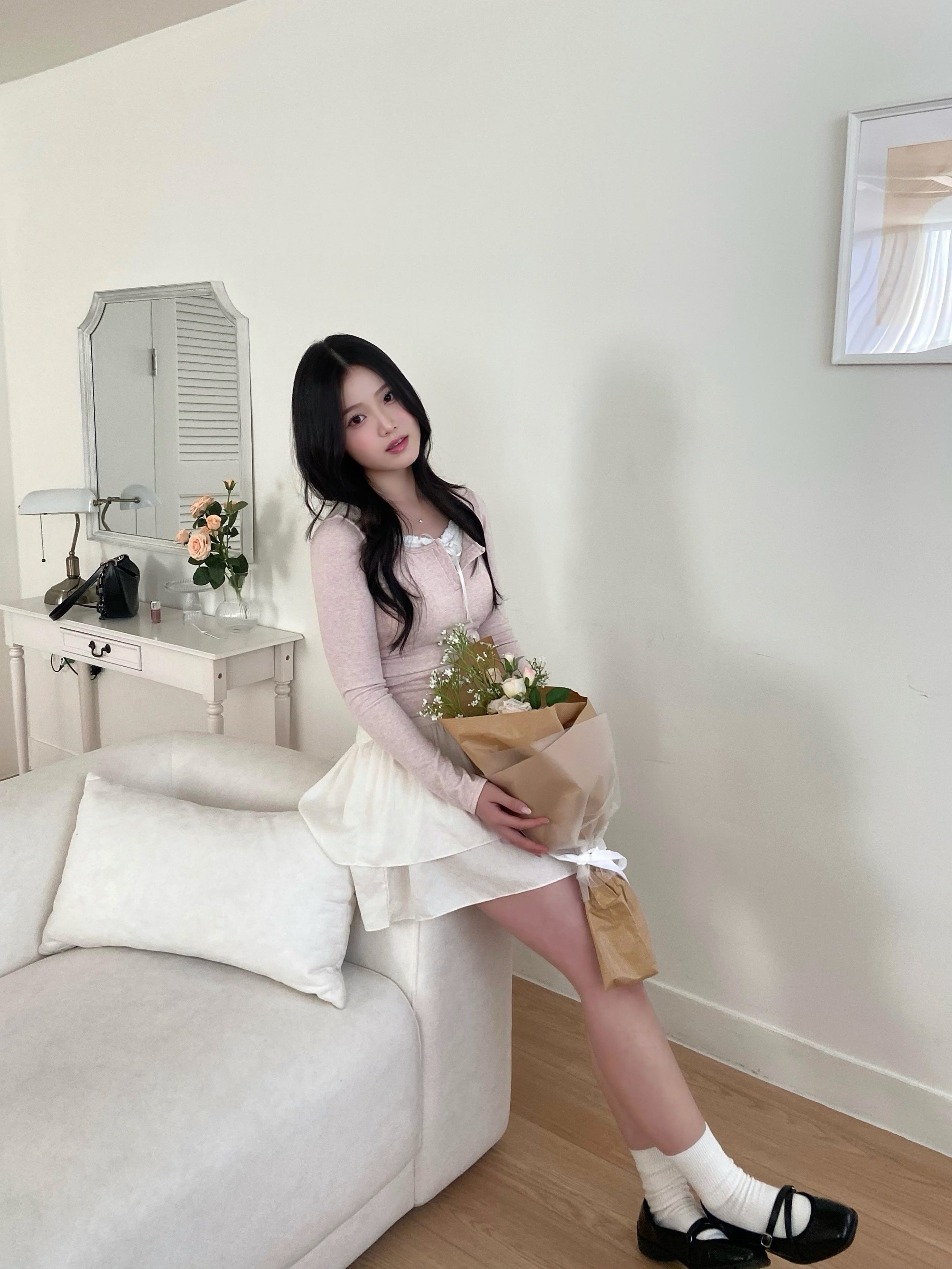 (甜美feel♡) ribbon lace假兩件top Soft Ribbon Lace Faux Layered Top