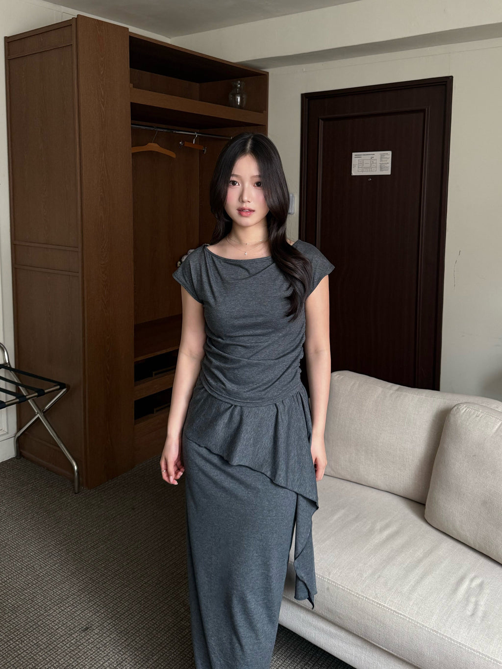 不規則抓皺垂墜短袖+長裙set	| Asymmetric Ruched Drape Set