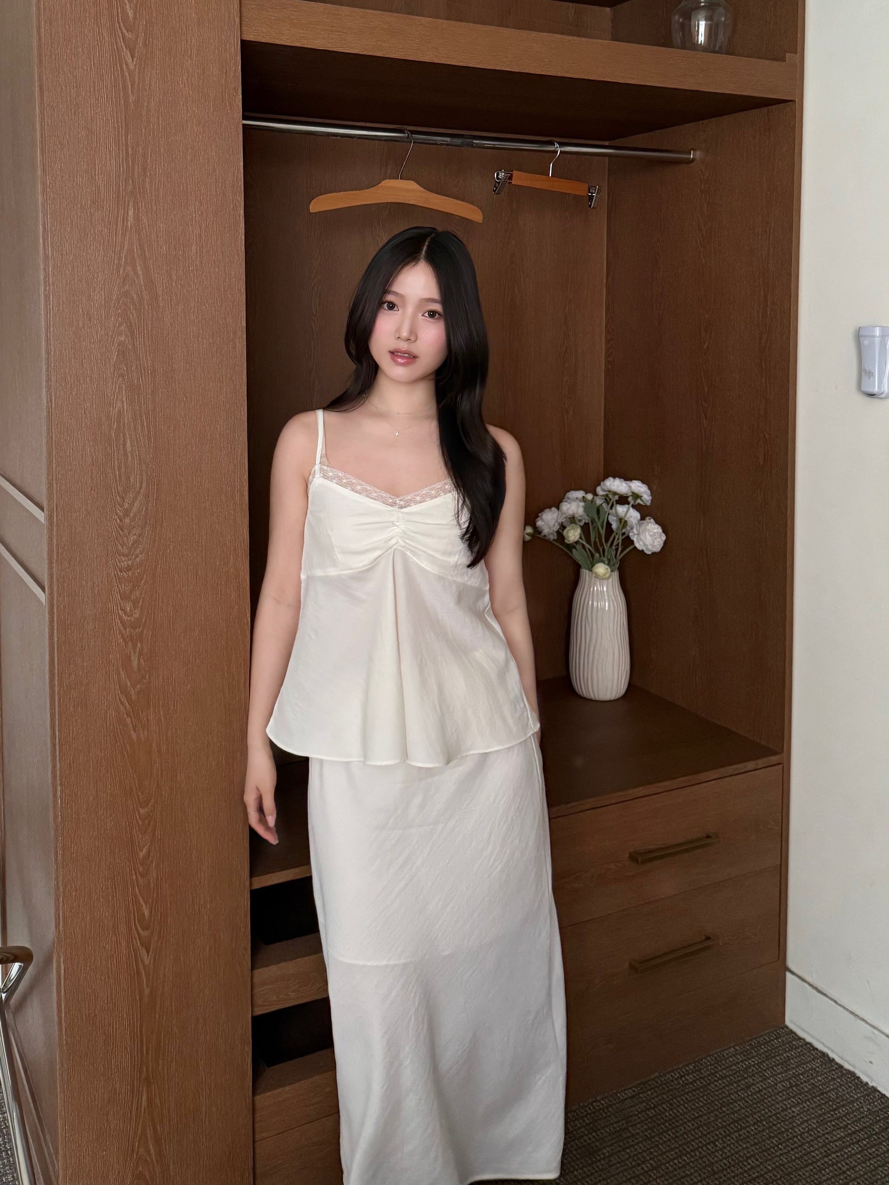 氣質溫柔lace背心長裙set | Pure White Lace Satin Two-piece Set
