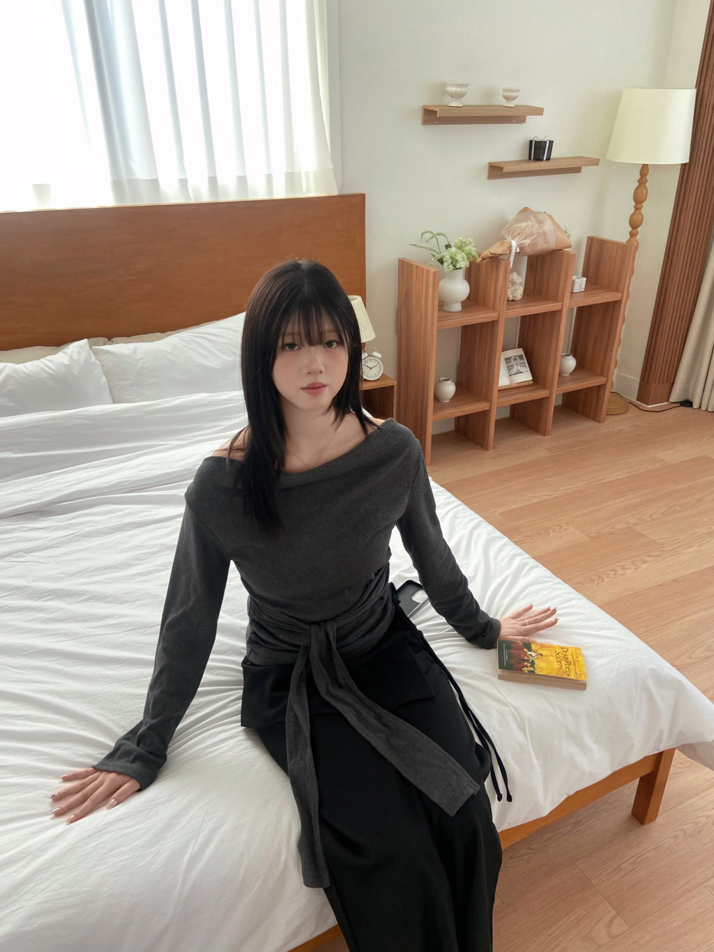 (店主自留!)一字膊垂墜綁帶收腰top Off- Shoulder Draped Tie-Detail Top