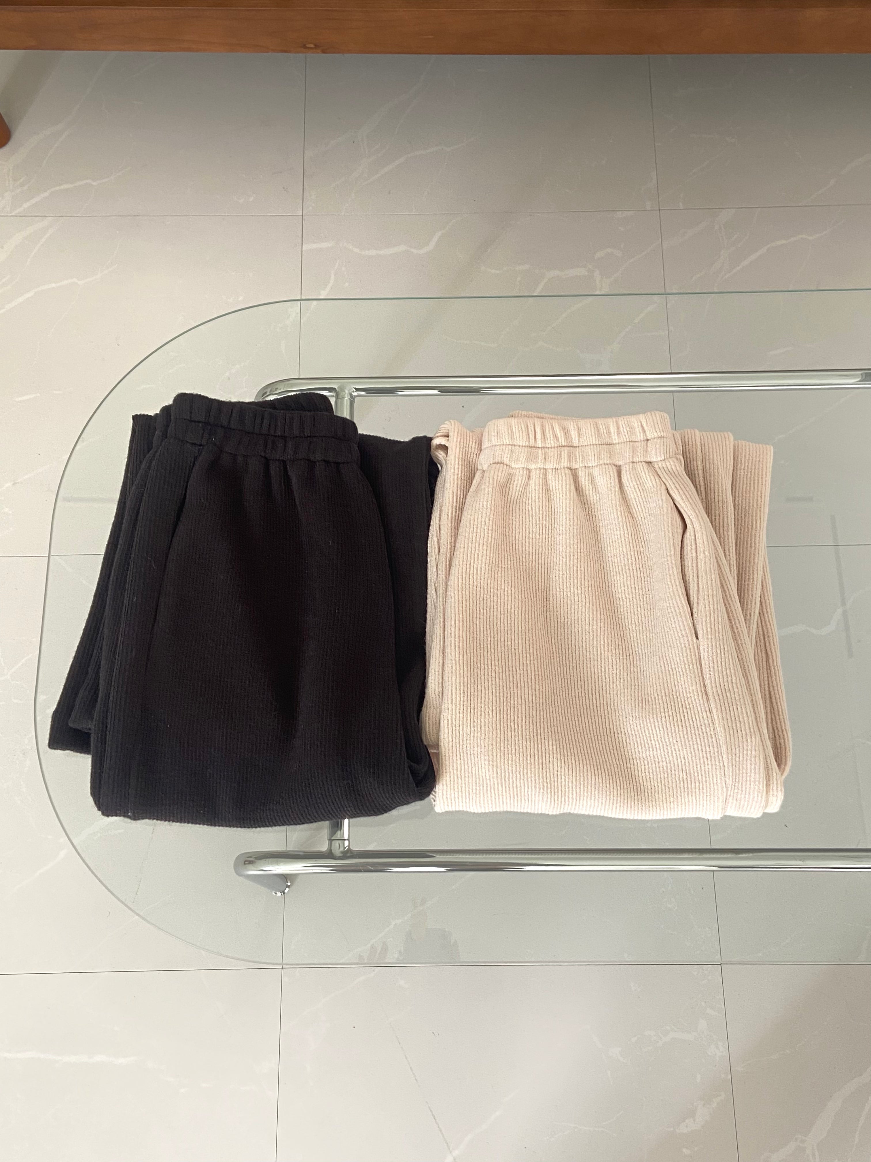 自然顯瘦直筒針織長褲	Natural Straight Knit Pants