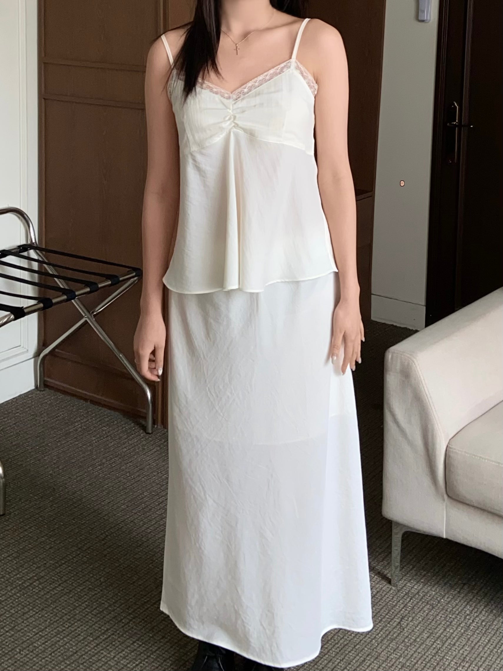 氣質溫柔lace背心長裙set | Pure White Lace Satin Two-piece Set