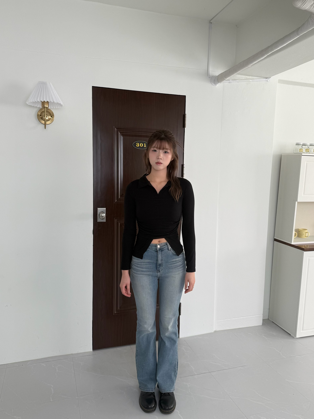 復古中淺藍微喇叭牛仔褲 Vintage Light Blue Mini Flared Jeans