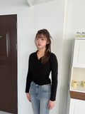 修身翻領長袖上衣 Slim-Fit Collared Long Sleeve Top