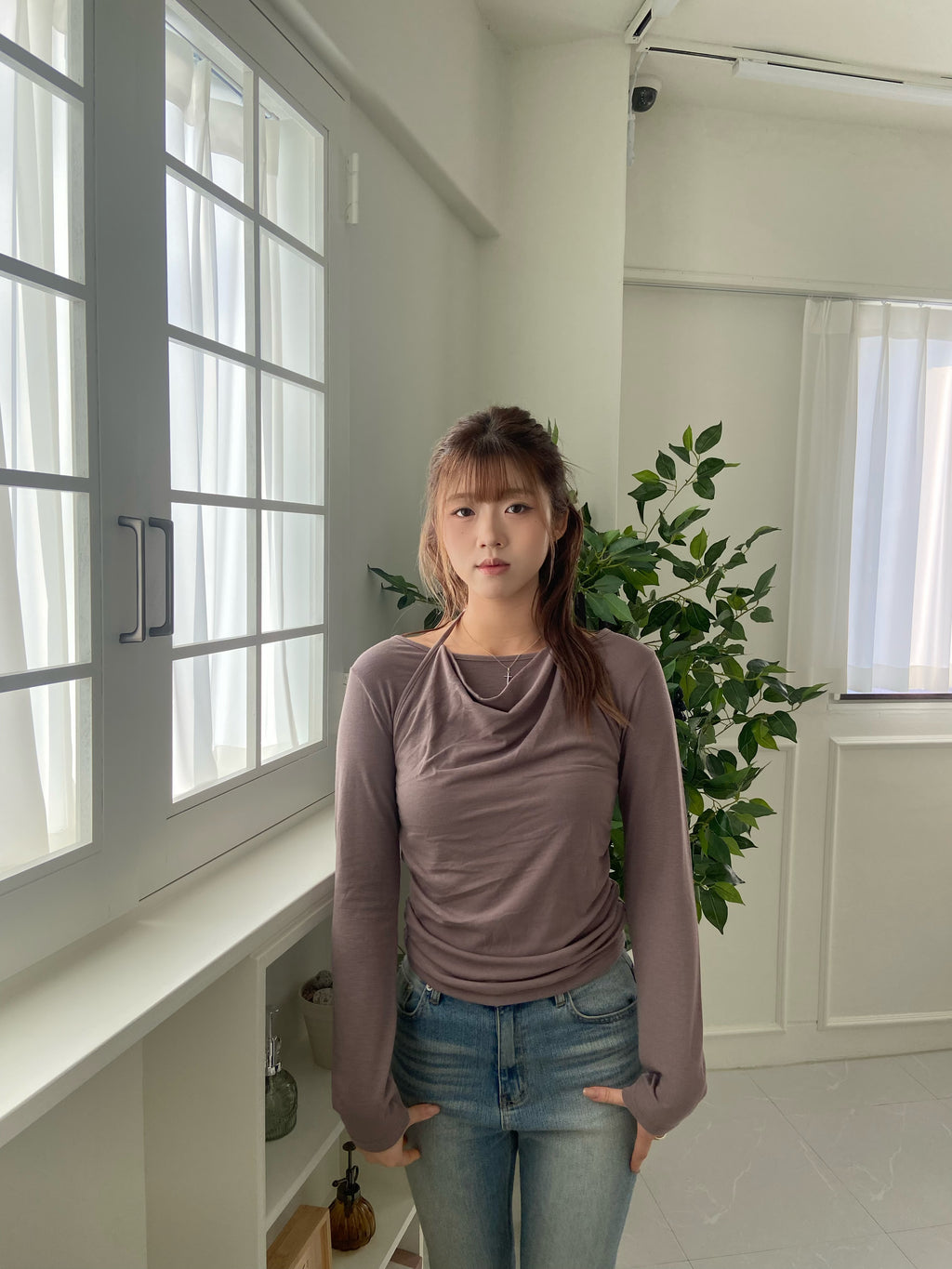 垂褶掛頸上衣 Muse Drape Halter Top