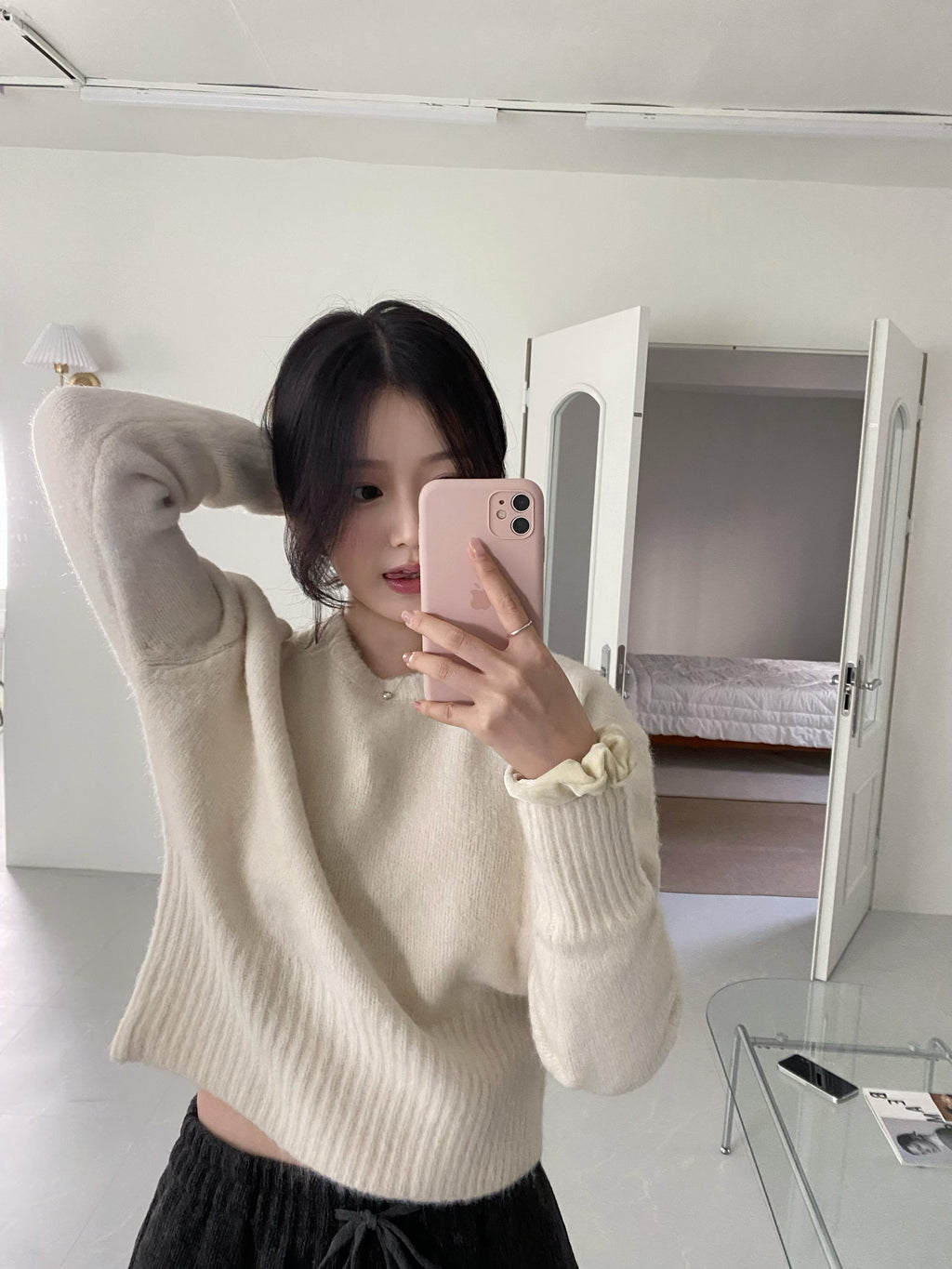 奶霧柔感針織上衣 Creamy Soft Round-Neck Knit Top