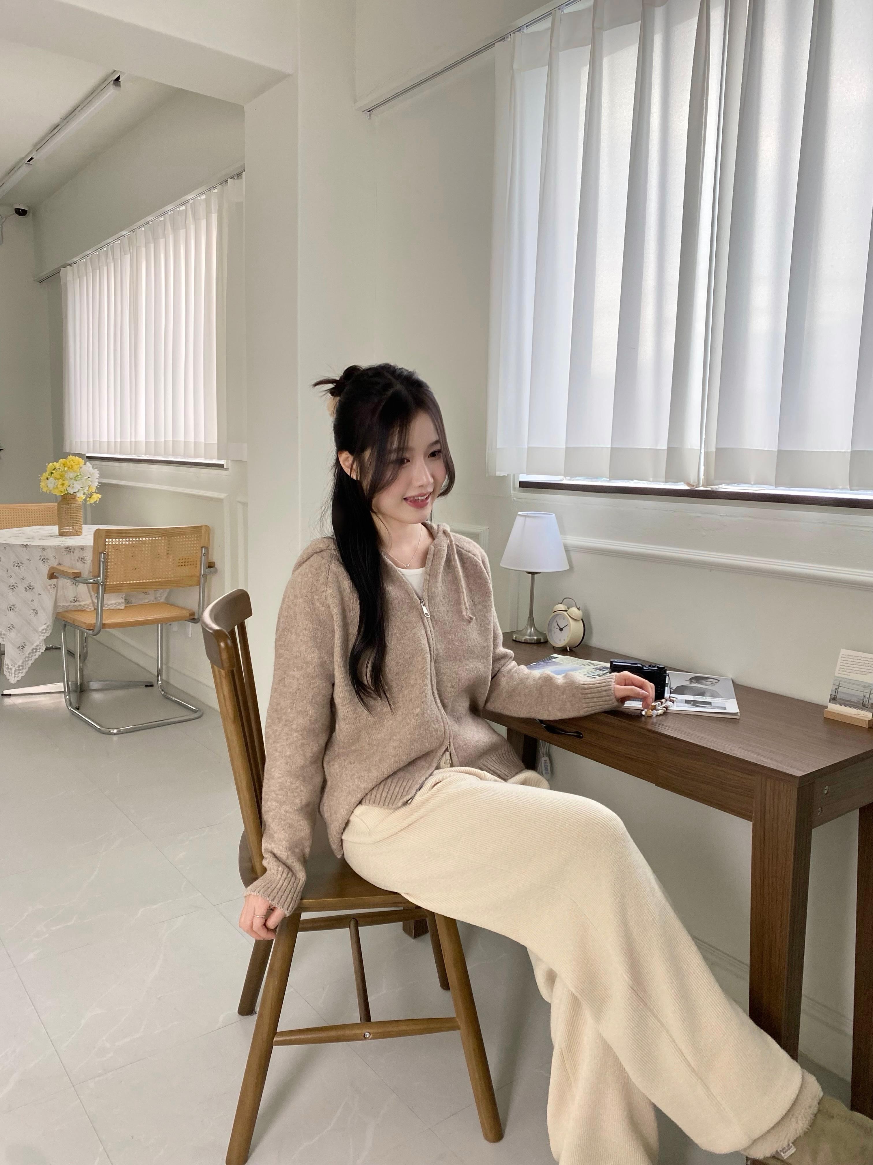 Two-way 雙向拉鏈針織外套 Two-Way Zip Knit Cardigan