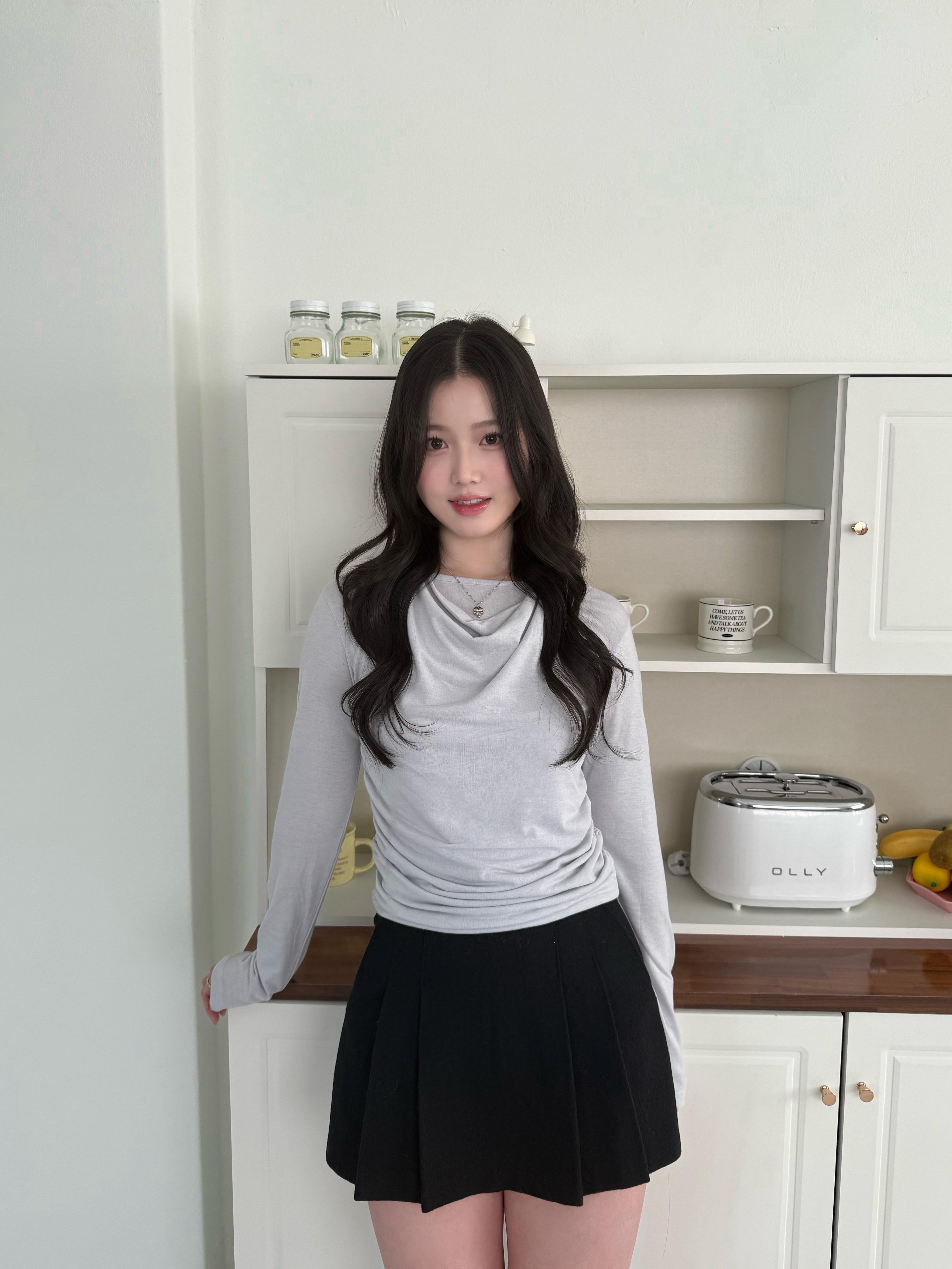 垂褶掛頸上衣 Muse Drape Halter Top