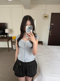 韓妹Lace滾邊細直紋blouse | Lace-trimmed Pinstripe Fitted blouse