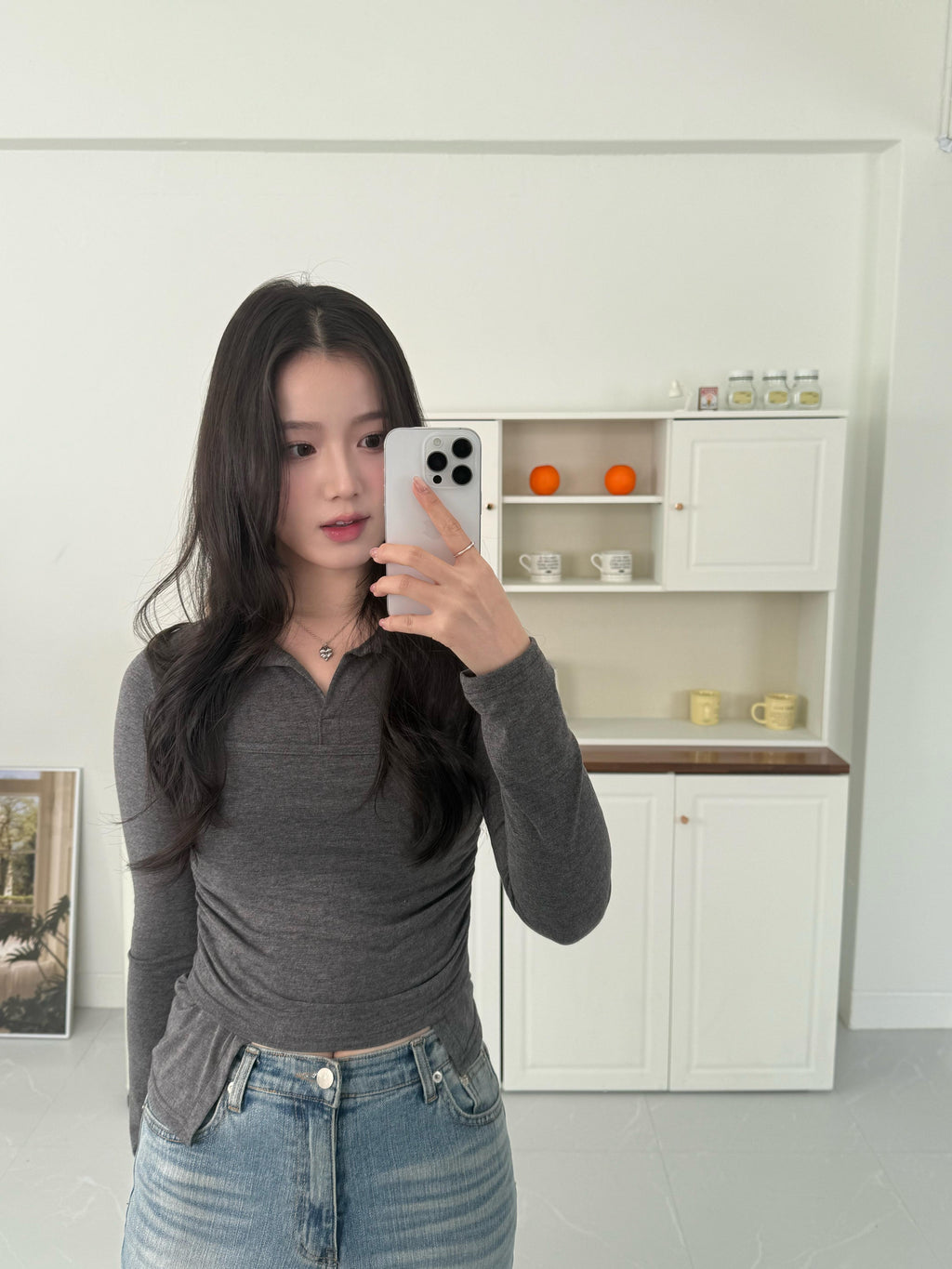 修身翻領長袖上衣 Slim-Fit Collared Long Sleeve Top