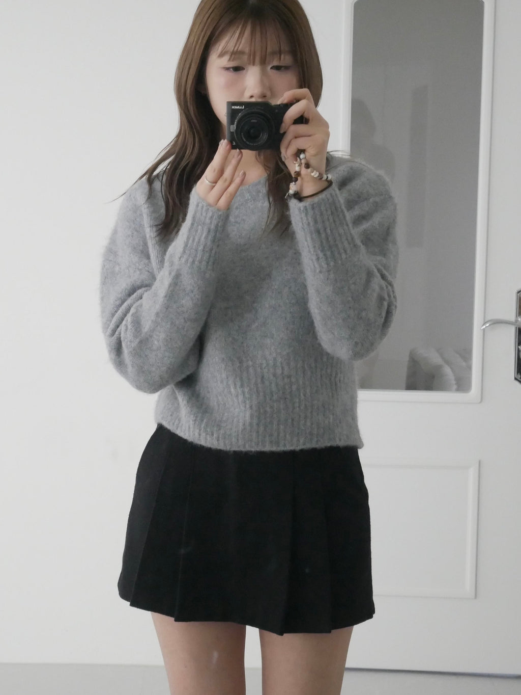 奶霧柔感針織上衣 Creamy Soft Round-Neck Knit Top